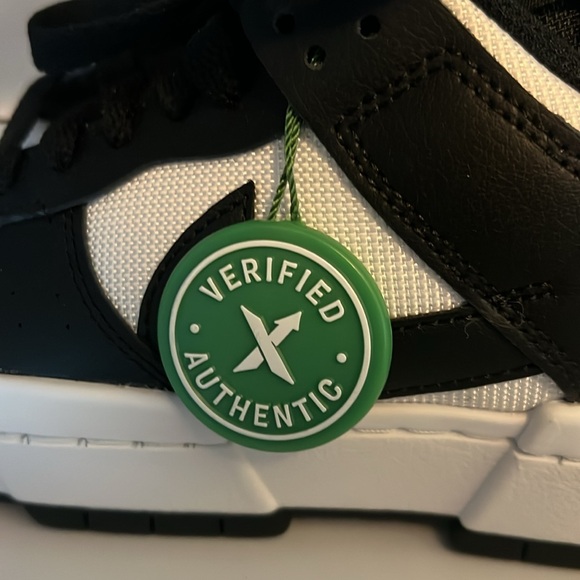 W NIKE DUNK LOW DISRUPT S7 NWT NEVER WORN W AUTHENTICITY TAG P BLACK/WHITE PANDA - Picture 5 of 9